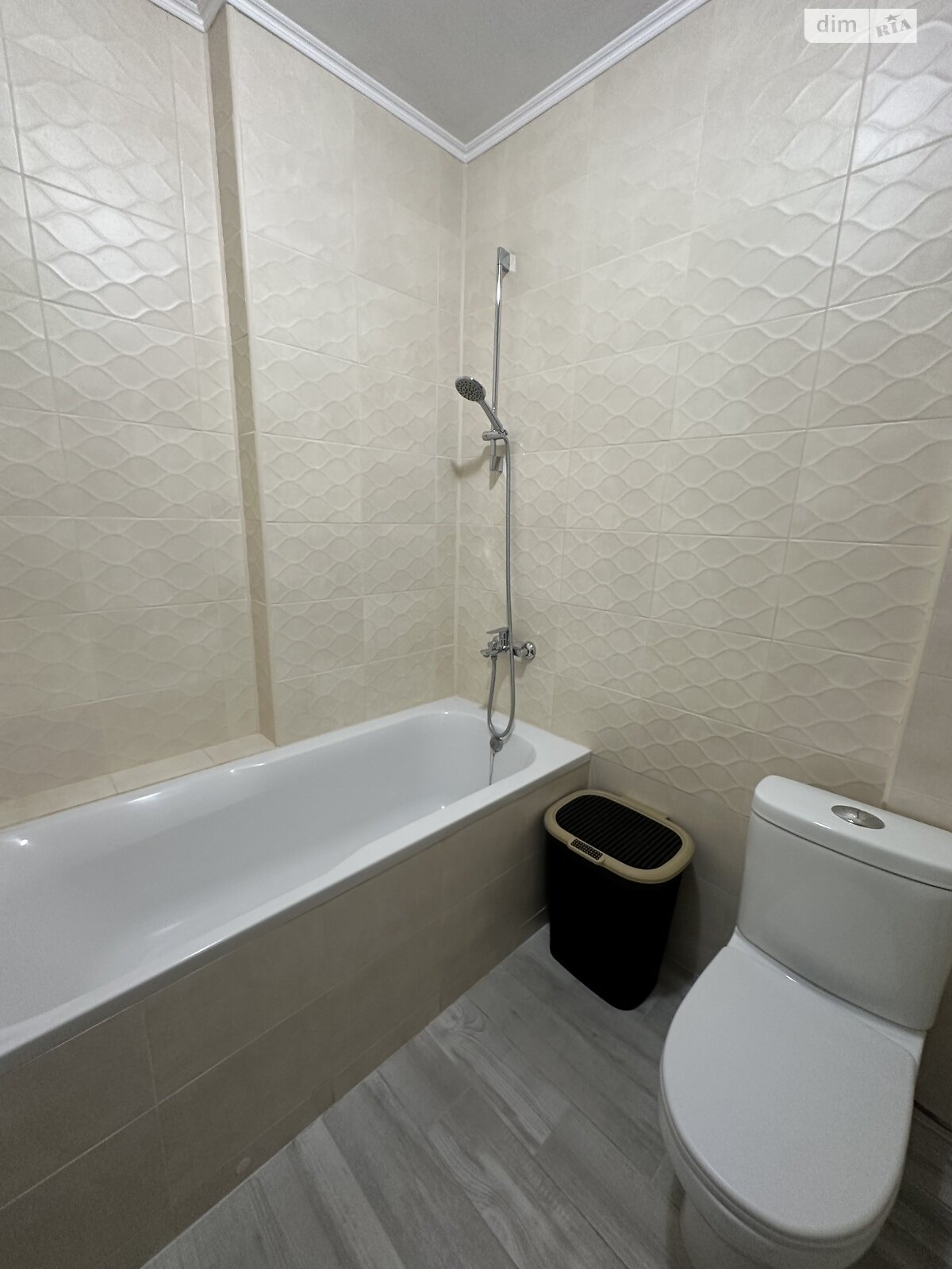 однокомнатная квартира в Ровно, район Госпиталь, на ул. Гурия Бухала в аренду на долгий срок помесячно фото 1