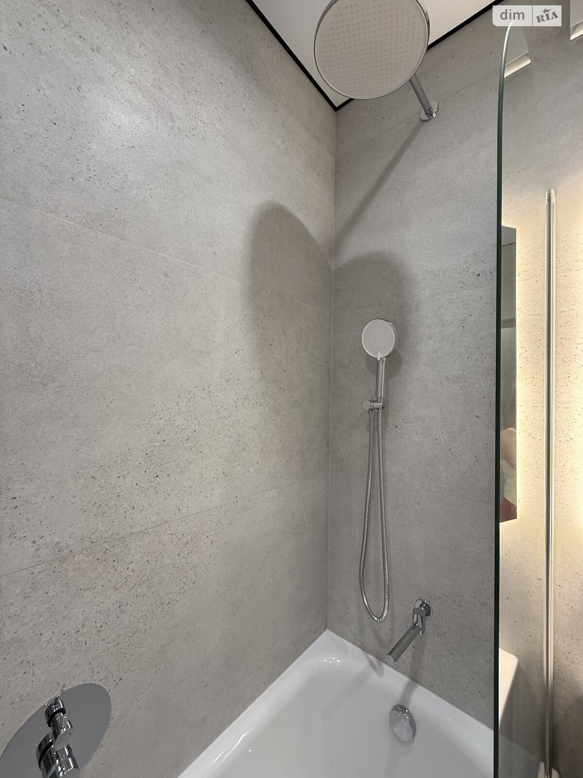 однокомнатная квартира в Ровно, район Ленокомбинат, на мас. Чаривный 21 в аренду на долгий срок помесячно фото 1 однокомнатная квартира в Ровно, район Ленокомбинат, на мас. Чаривный 21 в аренду на долгий срок помесячно фото 1