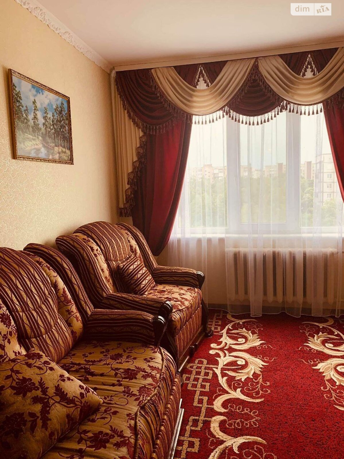 трехкомнатная квартира в Ровно, район Ленокомбинат, на ул. Ленокомбинатовская в аренду на долгий срок помесячно фото 1