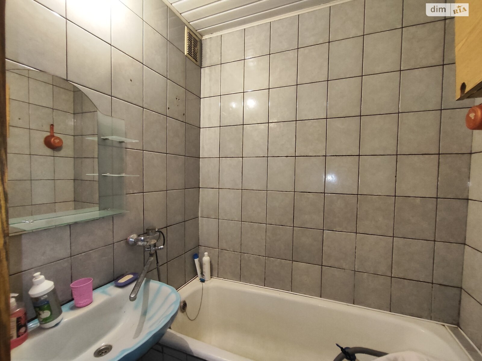 двухкомнатная квартира в Ровно, район Ленокомбинат, на ул. Ленокомбинатовская в аренду на долгий срок помесячно фото 1 двухкомнатная квартира в Ровно, район Ленокомбинат, на ул. Ленокомбинатовская в аренду на долгий срок помесячно фото 1