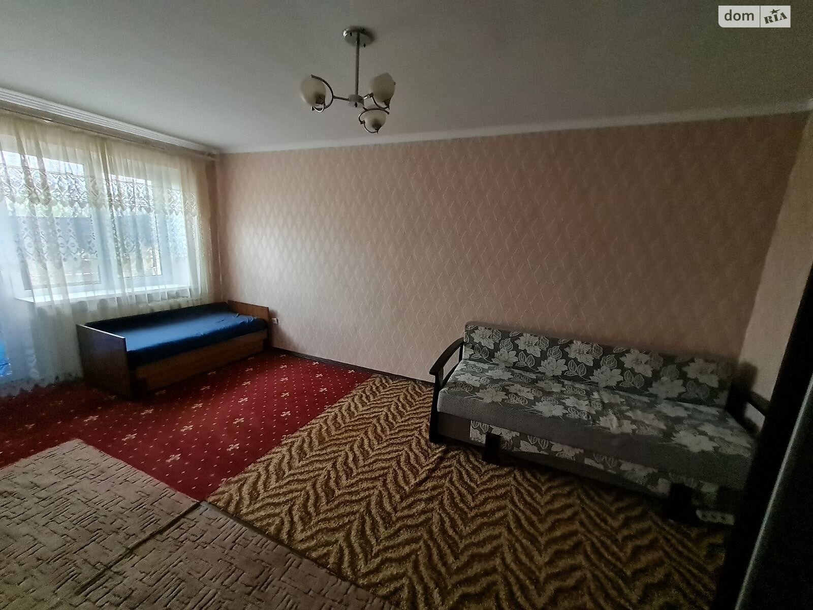 однокомнатная квартира в Ровно, на Мірющенка Карнаухова Миколи в аренду на долгий срок помесячно фото 1 однокомнатная квартира в Ровно, на Мірющенка Карнаухова Миколи в аренду на долгий срок помесячно фото 1