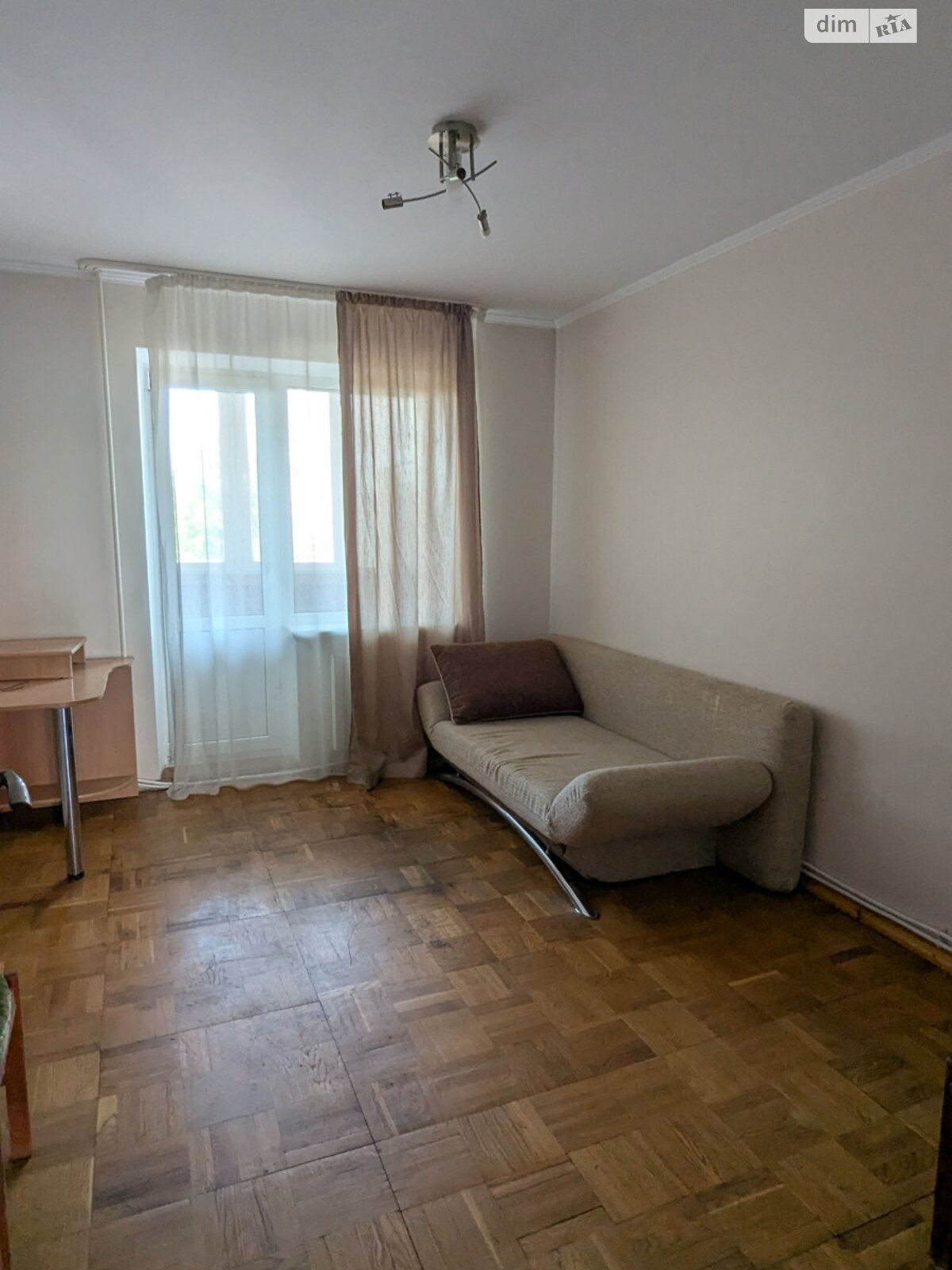 трехкомнатная квартира в Ровно, район Мототрек, на ул. Галицкого Данилы 12А в аренду на долгий срок помесячно фото 1 трехкомнатная квартира в Ровно, район Мототрек, на ул. Галицкого Данилы 12А в аренду на долгий срок помесячно фото 1