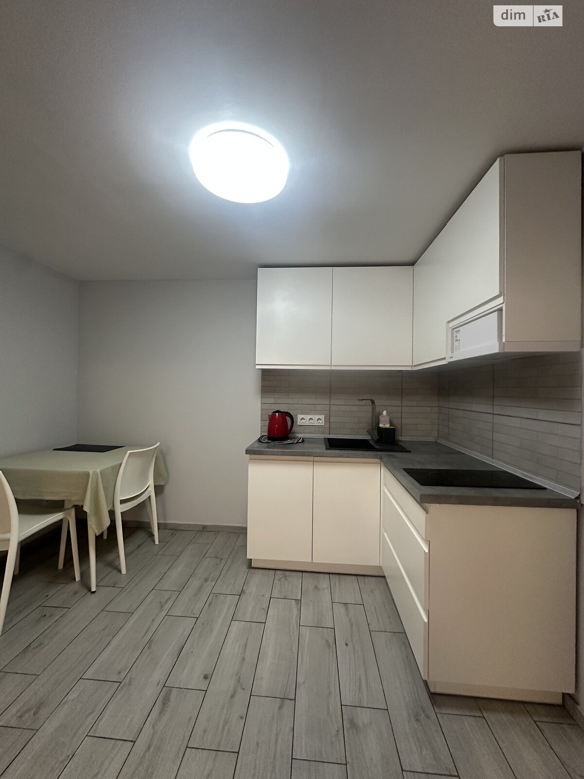 однокомнатная квартира в Ровно, район Пивзавод, на ул. Дубенская в аренду на долгий срок помесячно фото 1 однокомнатная квартира в Ровно, район Пивзавод, на ул. Дубенская в аренду на долгий срок помесячно фото 1