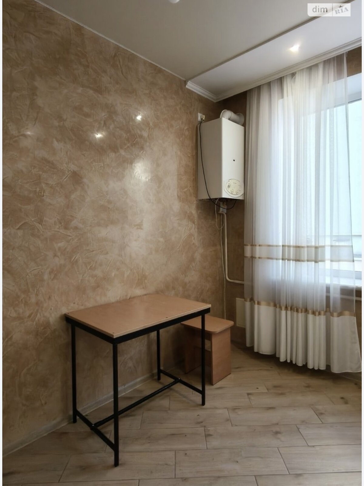 двокімнатна квартира в Рівному, район Пивзавод, на вул. Дворецька 46-48 в довготривалу оренду помісячно фото 1