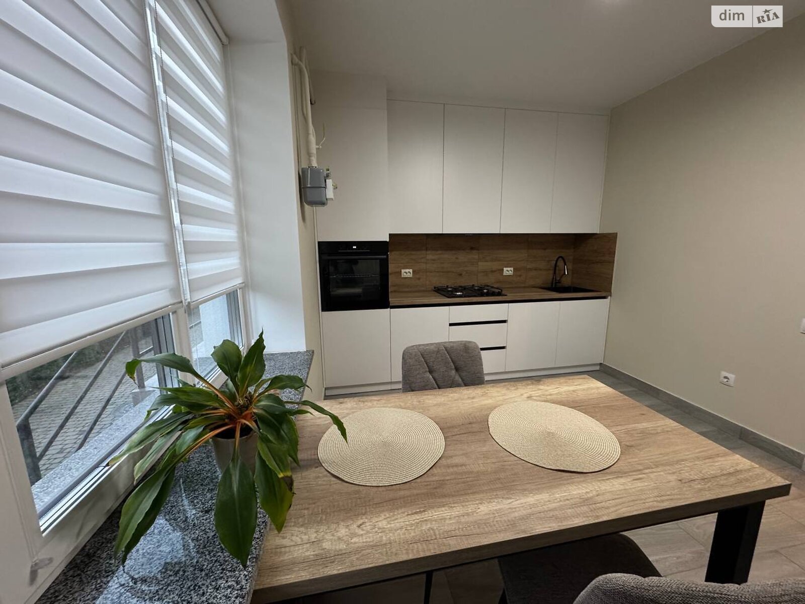 однокімнатна квартира в Рівному, район Пивзавод, на вул. Дворецька 38А в довготривалу оренду помісячно фото 1