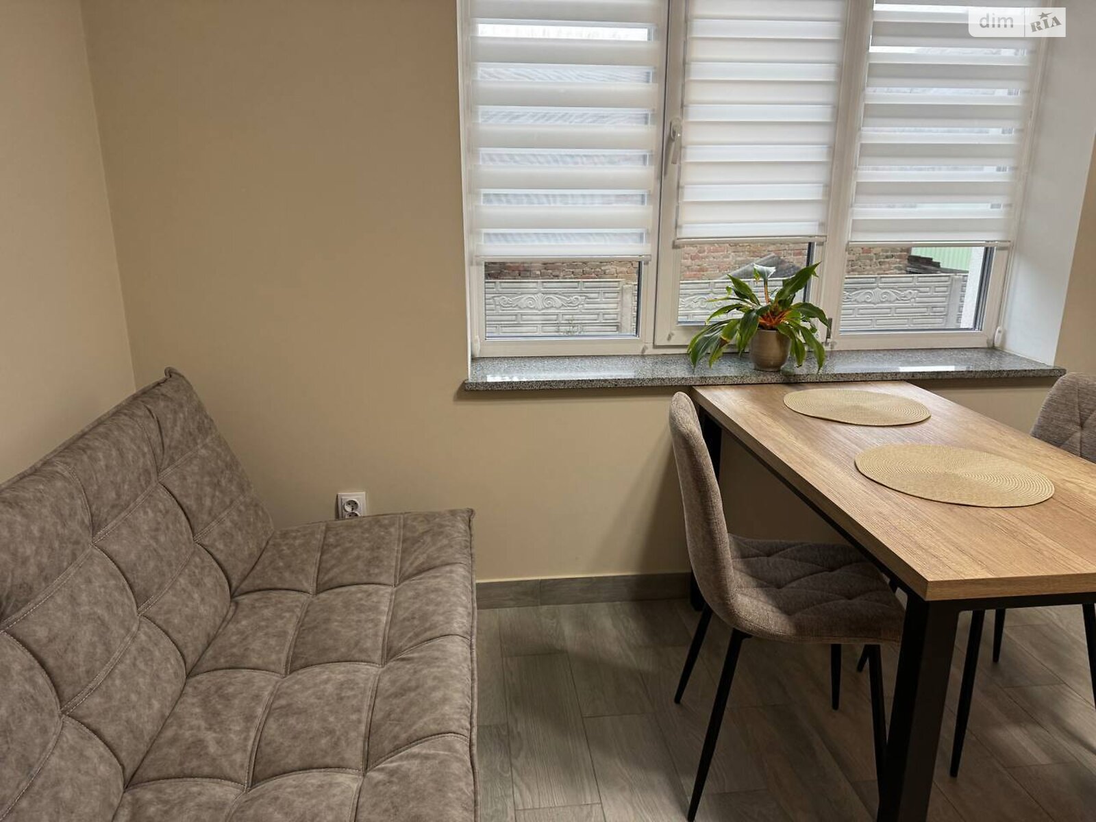 однокімнатна квартира в Рівному, район Пивзавод, на вул. Дворецька 38А в довготривалу оренду помісячно фото 1