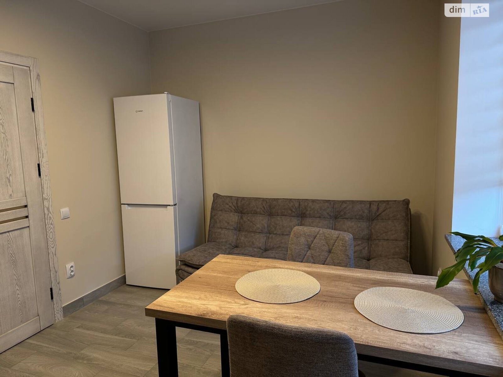 однокімнатна квартира в Рівному, район Пивзавод, на вул. Дворецька 38А в довготривалу оренду помісячно фото 1