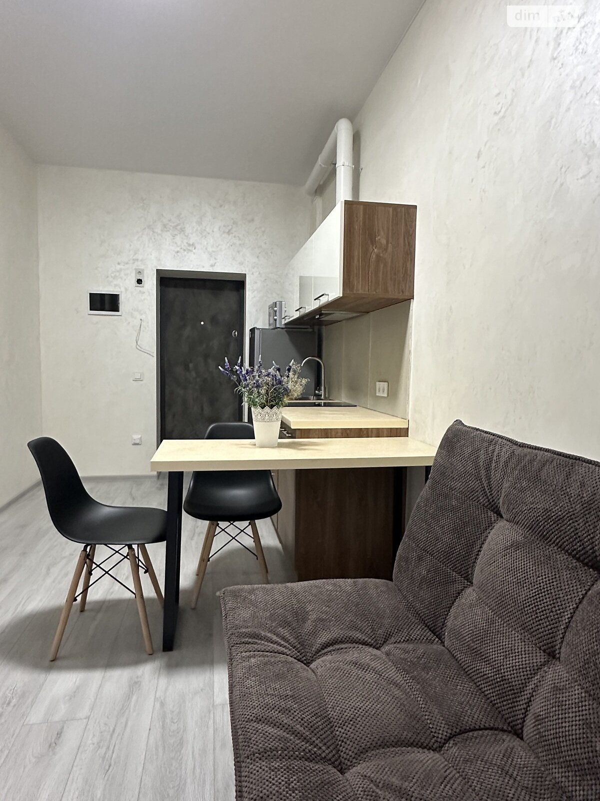 однокімнатна квартира в Рівному, район Пивзавод, на вул. Могили Петра в довготривалу оренду помісячно фото 1