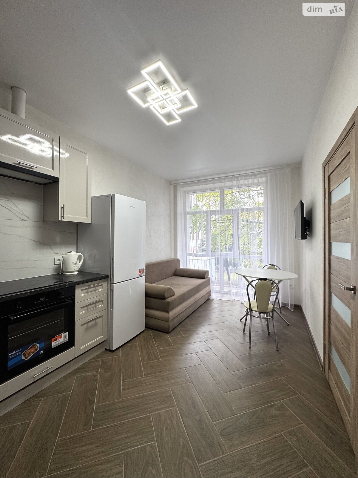 однокомнатная квартира в Ровно, район Пивзавод, на ул. Петра Могилы, кв. 8 в аренду на долгий срок помесячно фото 1