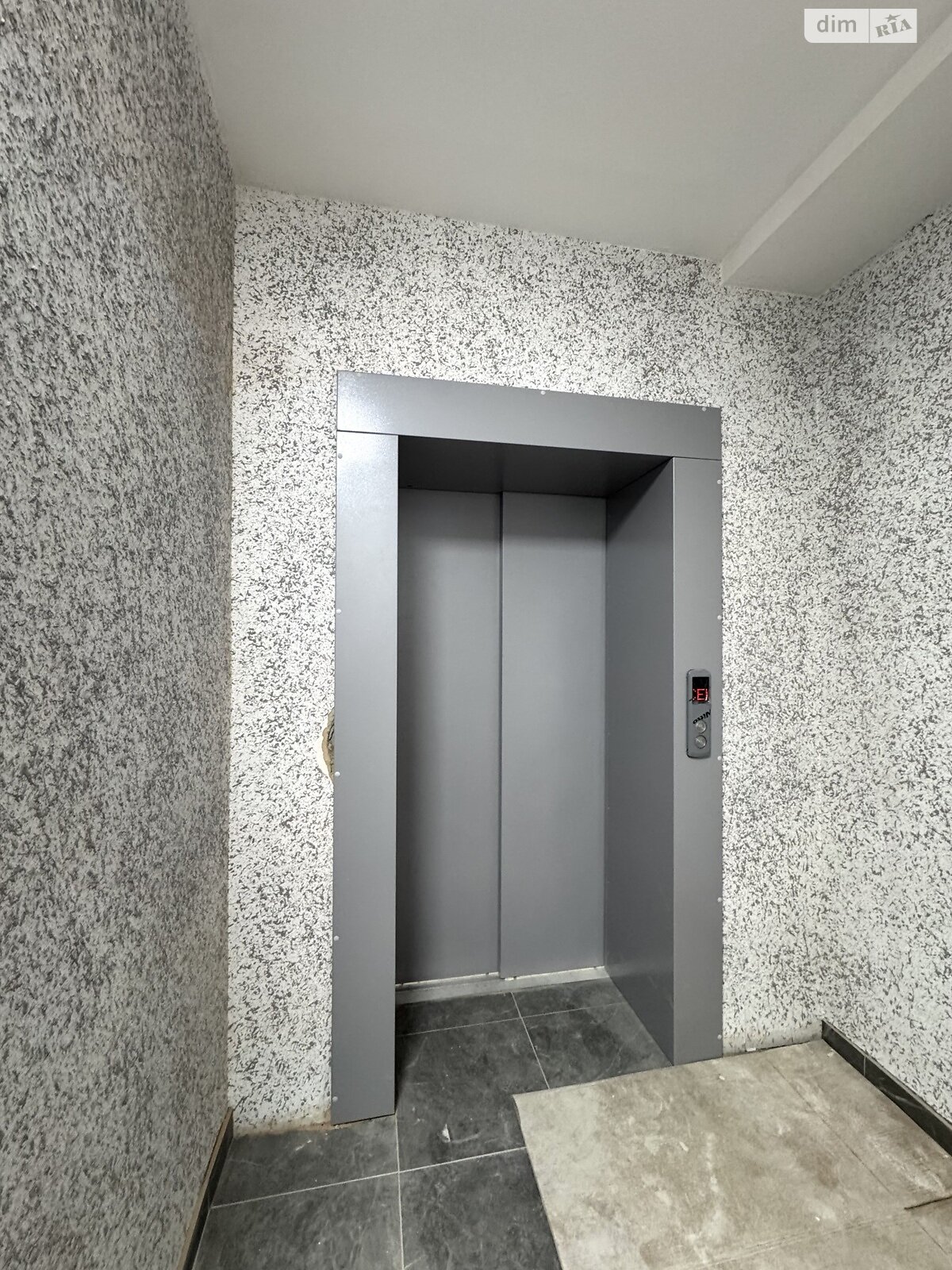 однокомнатная квартира в Ровно, район Пивзавод, на ул. Петра Могилы, кв. 8 в аренду на долгий срок помесячно фото 1