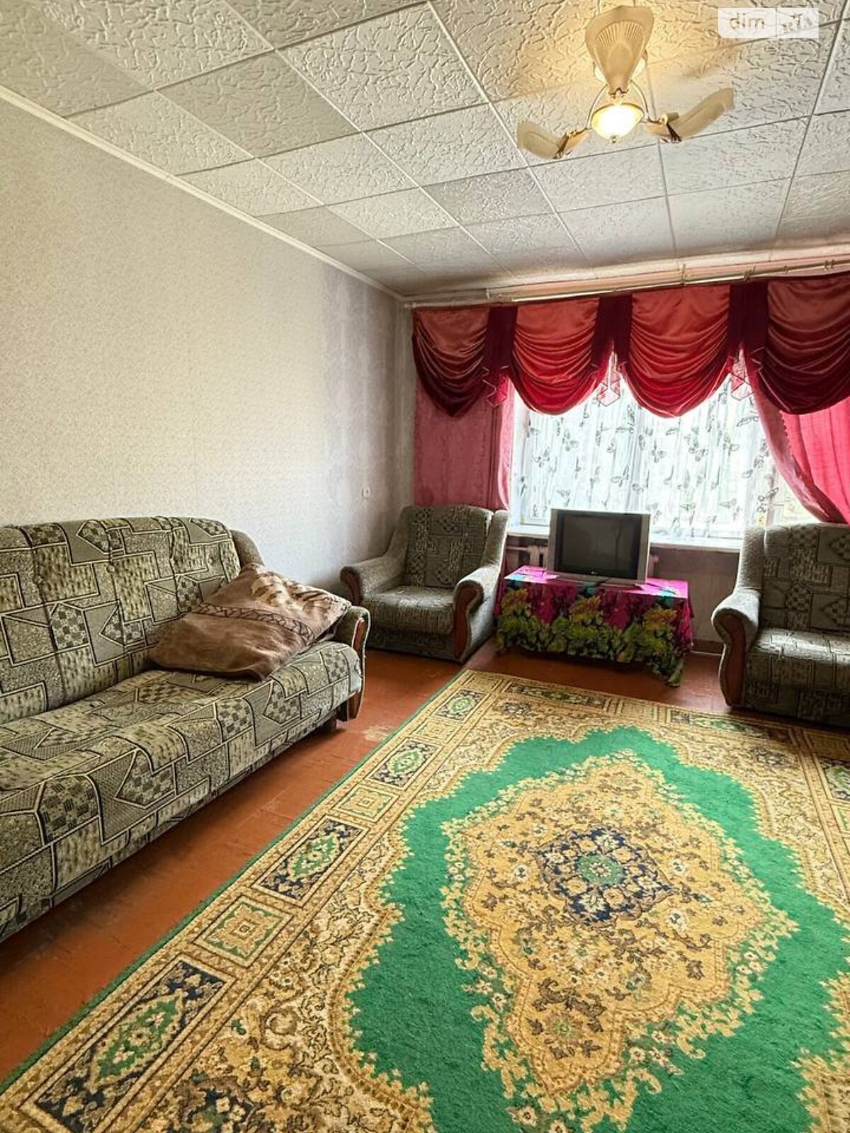 двухкомнатная квартира с мебелью в Ровно, район Пивзавод, на ул. Соборная 207 в аренду на долгий срок помесячно фото 1 двухкомнатная квартира с мебелью в Ровно, район Пивзавод, на ул. Соборная 207 в аренду на долгий срок помесячно фото 1