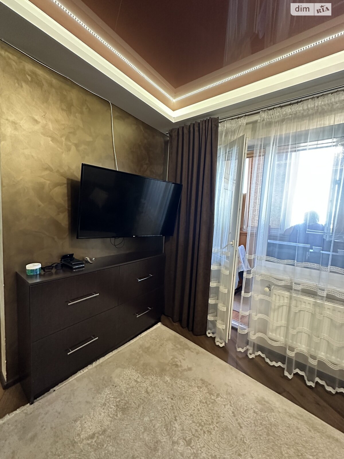 однокімнатна квартира в Рівному, район Пивзавод, на вул. Соборна в довготривалу оренду помісячно фото 1 однокімнатна квартира в Рівному, район Пивзавод, на вул. Соборна в довготривалу оренду помісячно фото 1