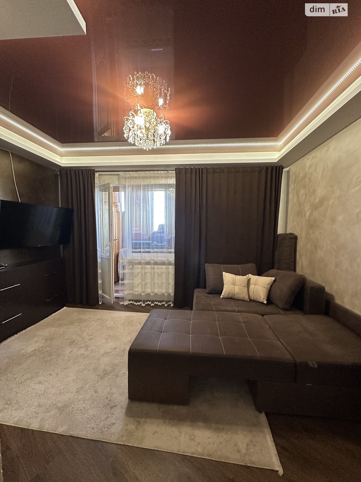 однокімнатна квартира в Рівному, район Пивзавод, на вул. Соборна в довготривалу оренду помісячно фото 1 однокімнатна квартира в Рівному, район Пивзавод, на вул. Соборна в довготривалу оренду помісячно фото 1