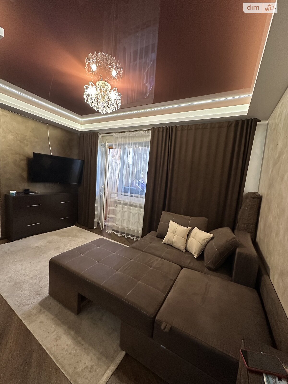 однокімнатна квартира в Рівному, район Пивзавод, на вул. Соборна в довготривалу оренду помісячно фото 1 однокімнатна квартира в Рівному, район Пивзавод, на вул. Соборна в довготривалу оренду помісячно фото 1