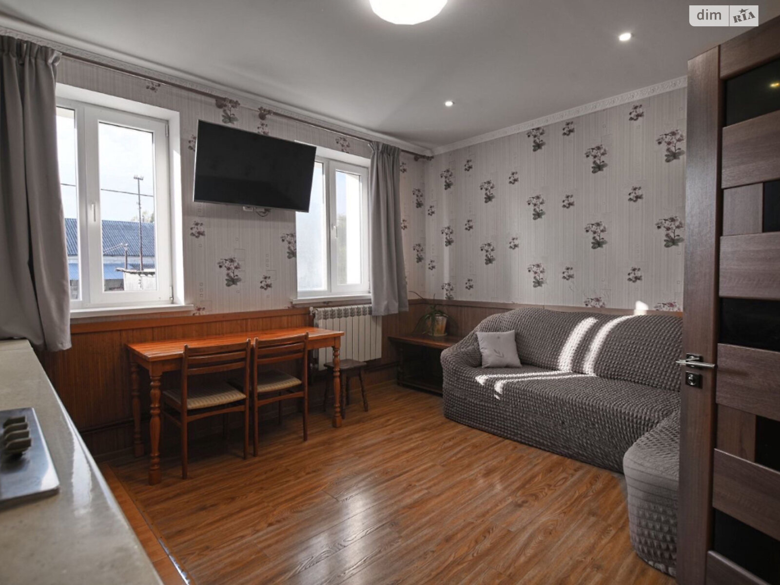 однокімнатна квартира в Рівному, район Пивзавод, на вул. Воля 6 в довготривалу оренду помісячно фото 1