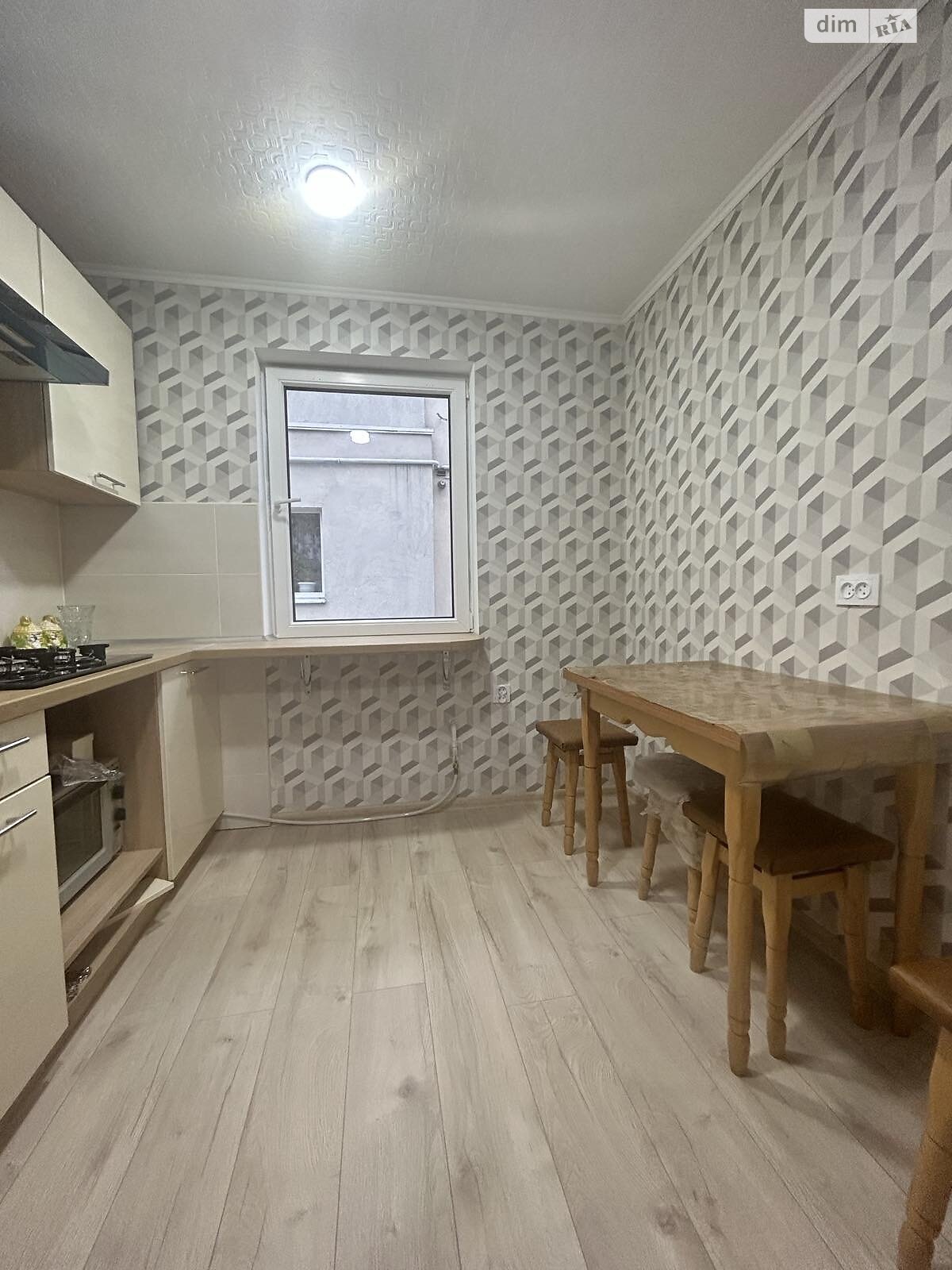 двухкомнатная квартира в Ровно, район Пивзавод, на Пивзавод в аренду на долгий срок помесячно фото 1