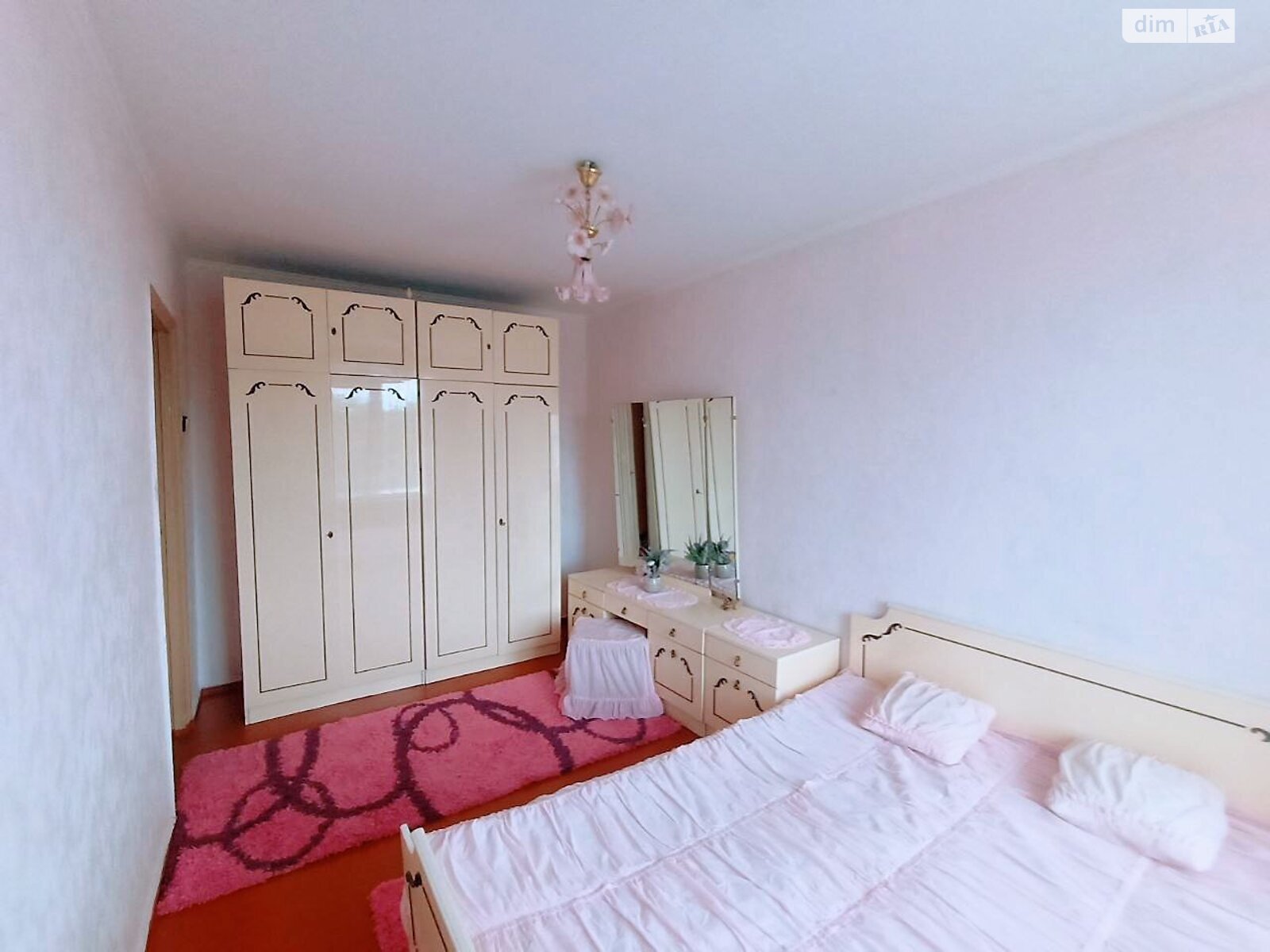 двокімнатна квартира в Рівному, район Політон, на вул. Київська 11 в довготривалу оренду помісячно фото 1