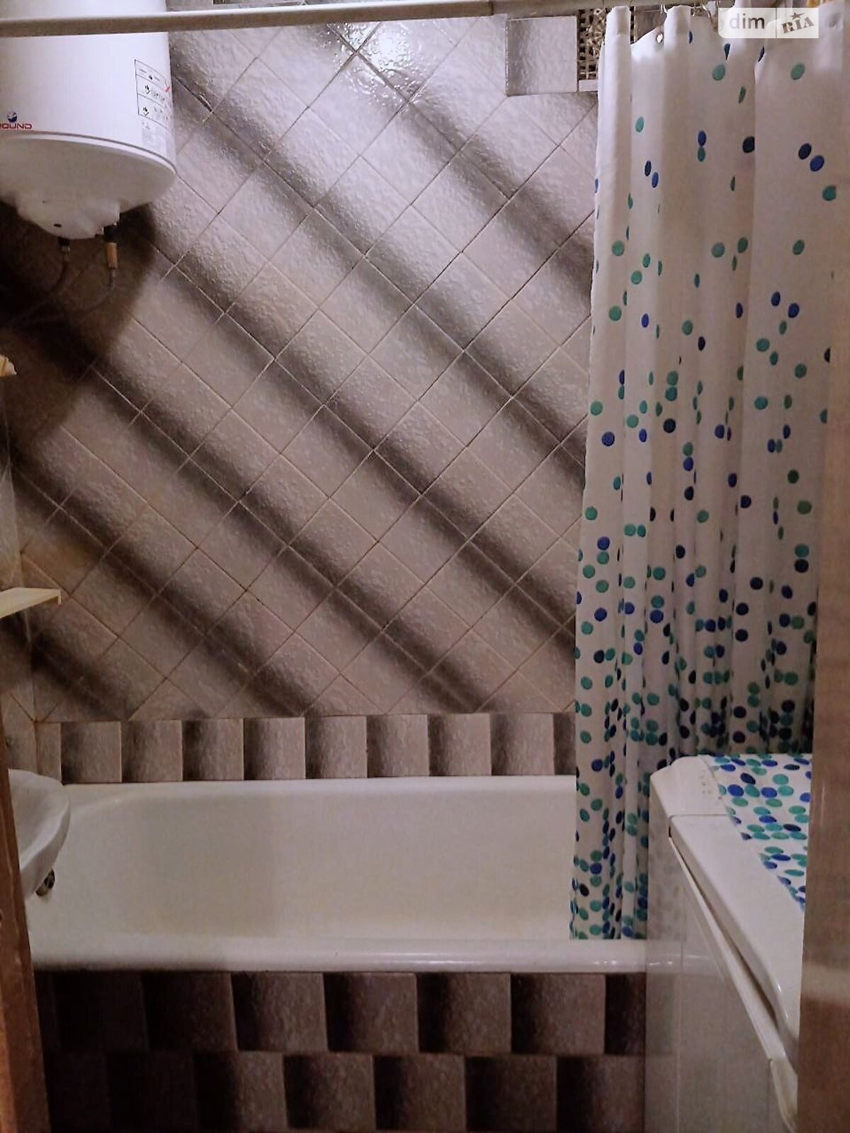 двокімнатна квартира в Рівному, район Політон, на вул. Київська 11 в довготривалу оренду помісячно фото 1