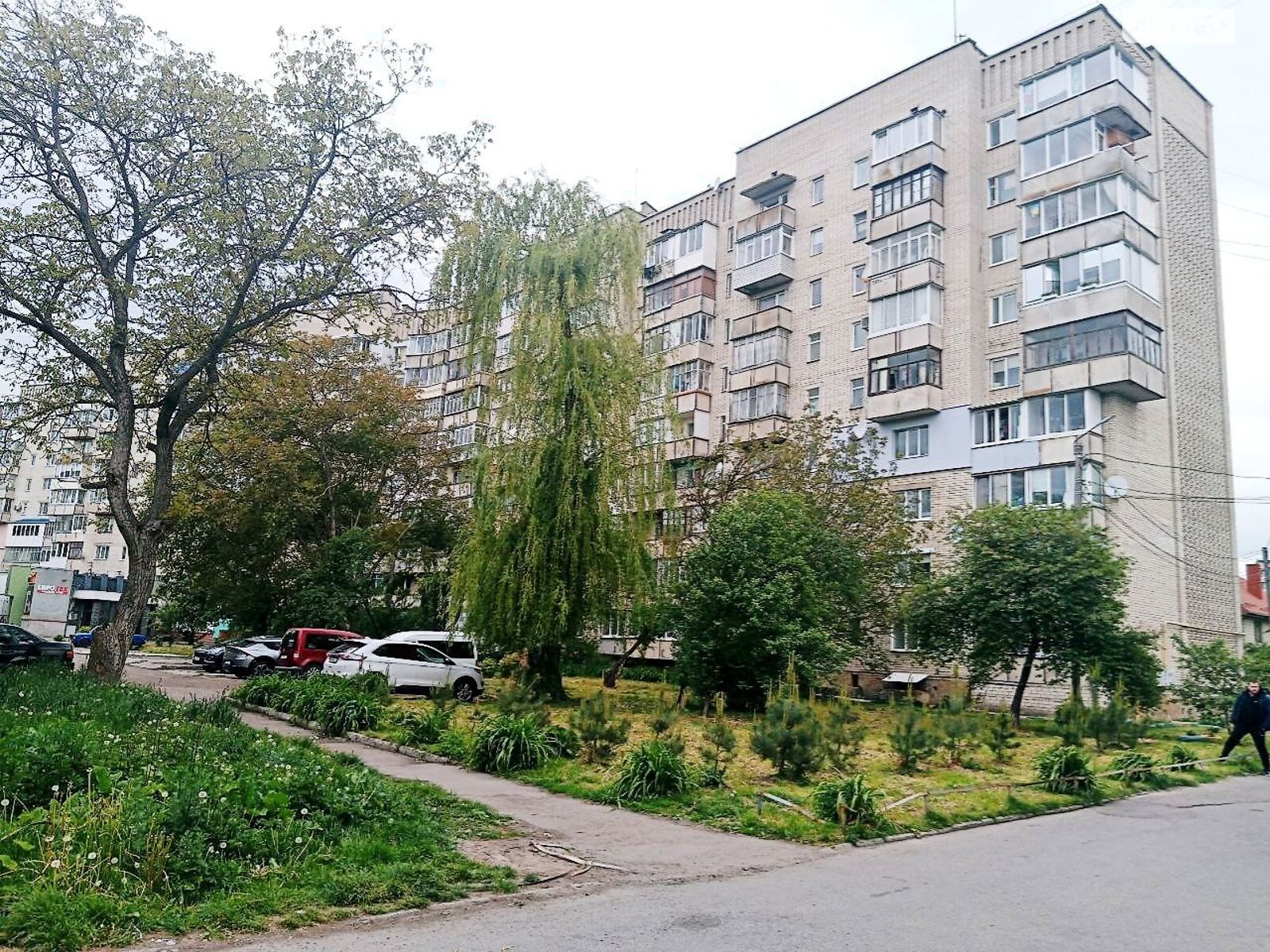 двокімнатна квартира в Рівному, район Політон, на вул. Київська 11 в довготривалу оренду помісячно фото 1