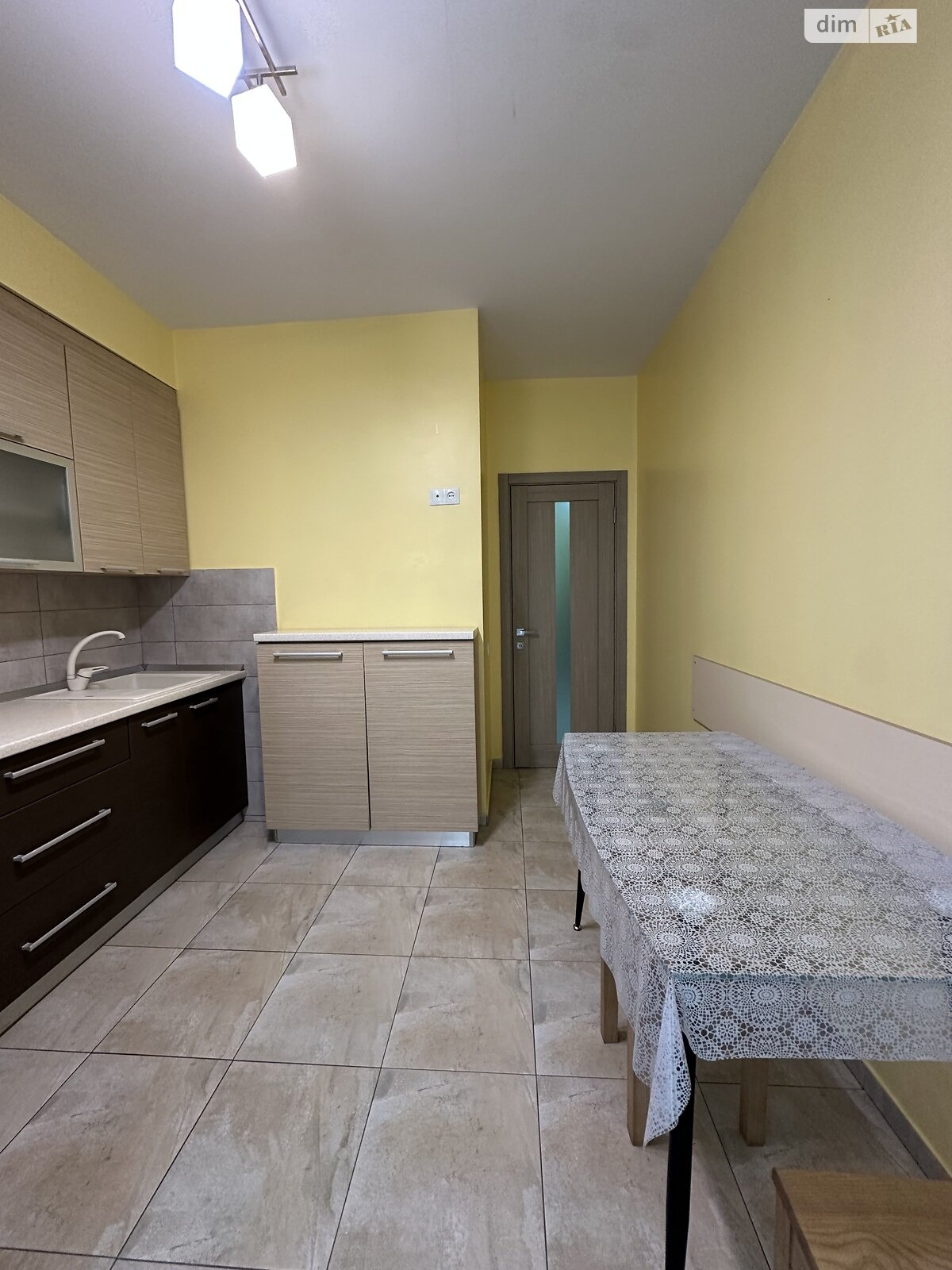 однокомнатная квартира в Ровно, район Счастливое, на ул. Черновола Вячеслава 91М в аренду на долгий срок помесячно фото 1 однокомнатная квартира в Ровно, район Счастливое, на ул. Черновола Вячеслава 91М в аренду на долгий срок помесячно фото 1