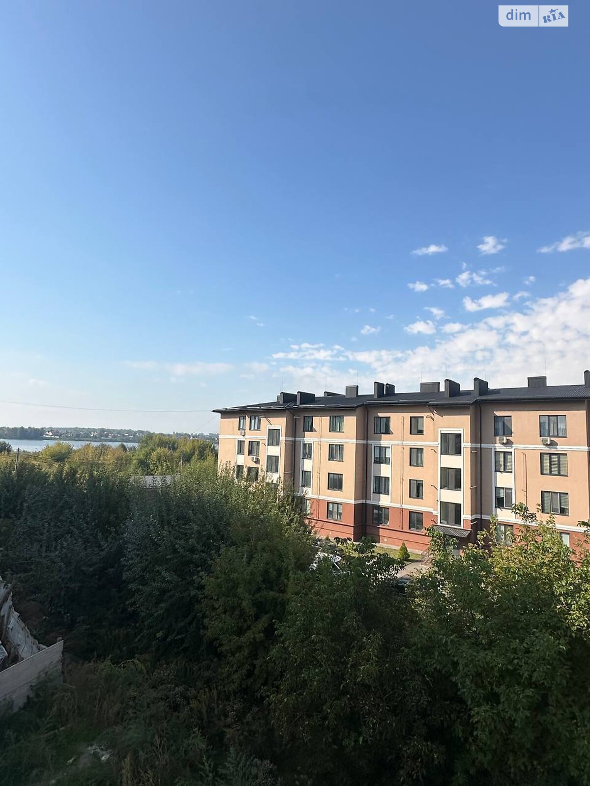 однокомнатная квартира в Ровно, район Счастливое, на ул. Черновола Вячеслава в аренду на долгий срок помесячно фото 1