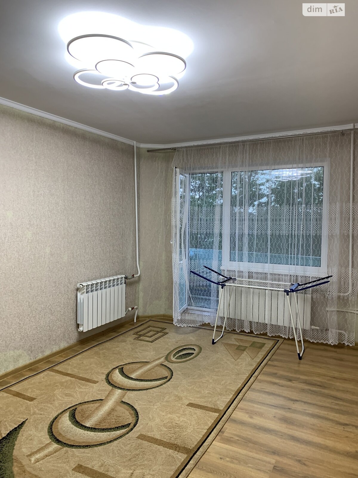 трехкомнатная квартира в Ровно, район Северный, на просп. Генерала Безручка 1Б в аренду на долгий срок помесячно фото 1