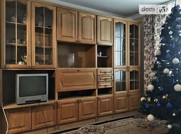 трехкомнатная квартира с мебелью в Ровно, район Северный, на ул. Коновальца Евгения 26 в аренду на долгий срок помесячно фото 1 трехкомнатная квартира с мебелью в Ровно, район Северный, на ул. Коновальца Евгения 26 в аренду на долгий срок помесячно фото 1