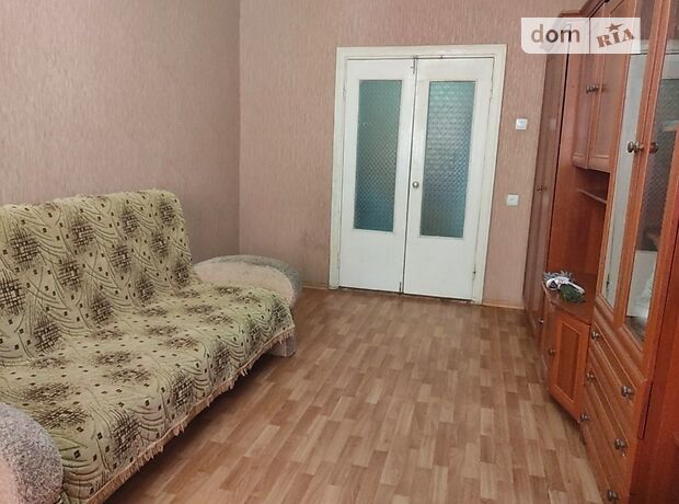 двухкомнатная квартира с мебелью в Ровно, район Северный, на ул. Коновальца Евгения в аренду на долгий срок помесячно фото 1