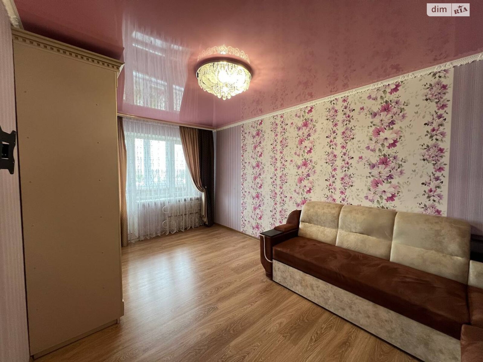 двухкомнатная квартира в Ровно, район Северный, на ул. Коновальца Евгения 12 в аренду на долгий срок помесячно фото 1