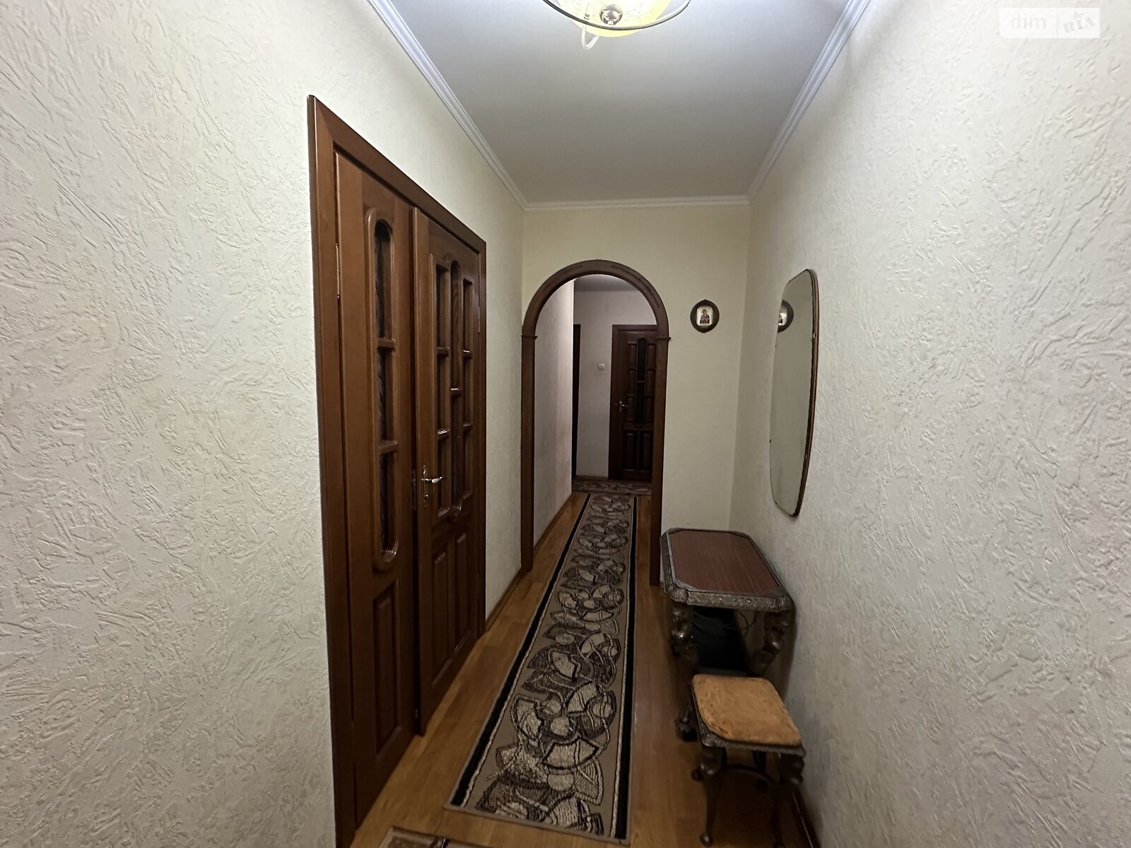 трикімнатна квартира в Рівному, район Північний, на вул. Коновальця Євгена 32 в довготривалу оренду помісячно фото 1 трикімнатна квартира в Рівному, район Північний, на вул. Коновальця Євгена 32 в довготривалу оренду помісячно фото 1