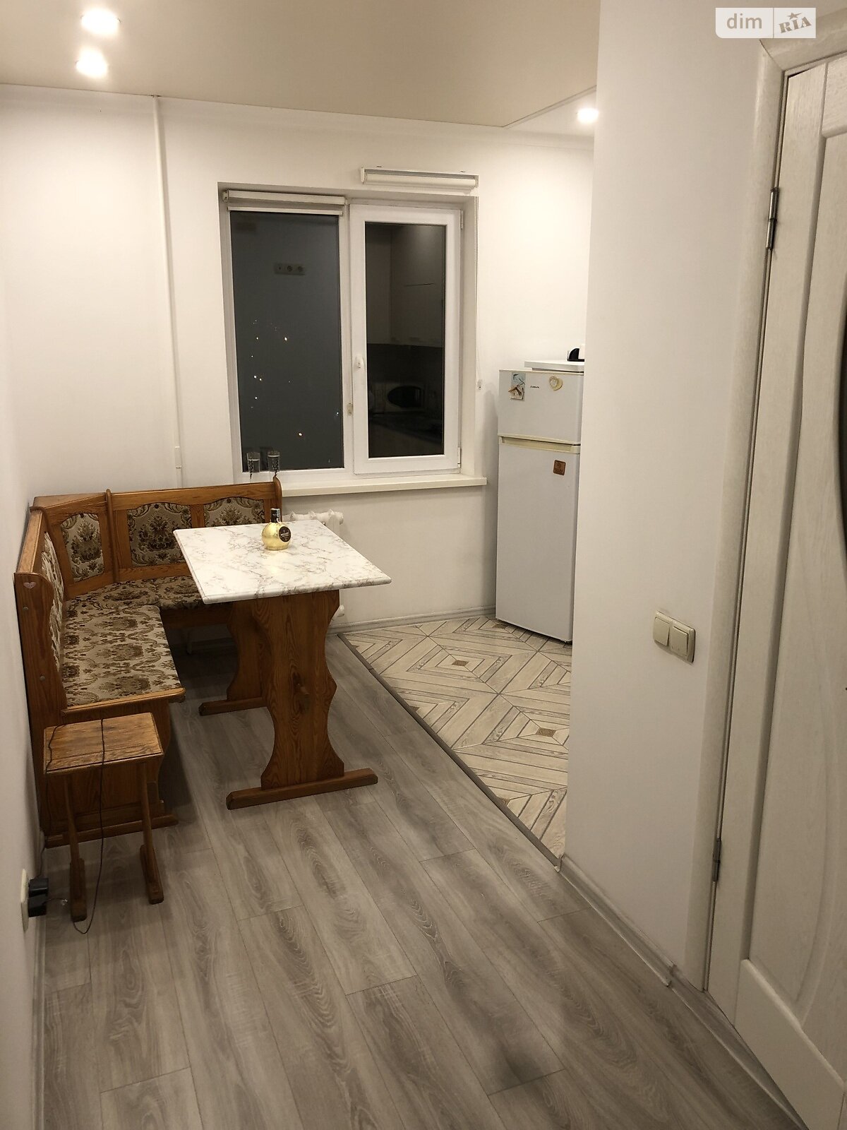 однокімнатна квартира в Рівному, район Північний, на вул. Шухевича Романа в довготривалу оренду помісячно фото 1