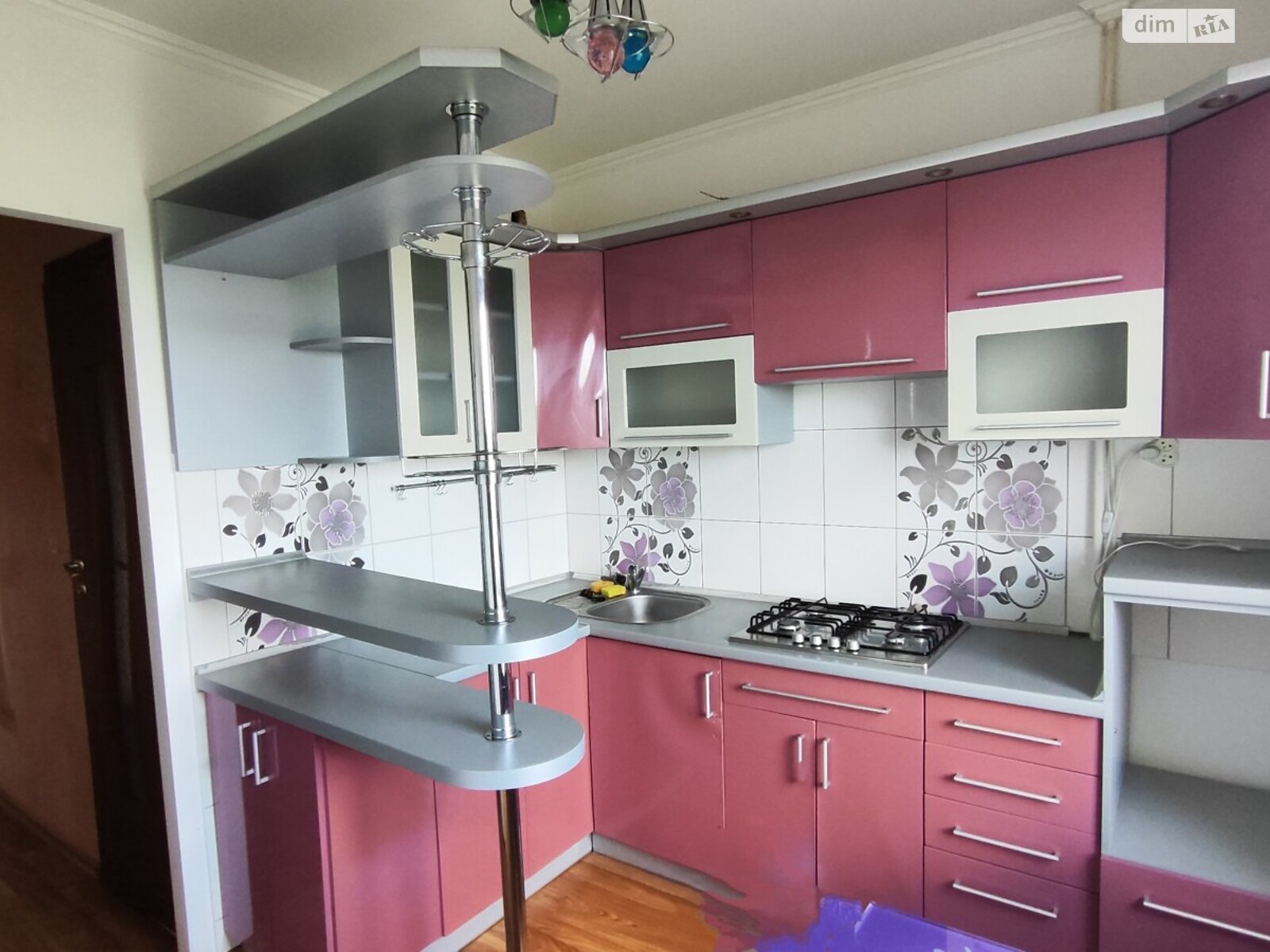 однокомнатная квартира в Ровно, район Северный, на ул. Волынской Дивизии 29 в аренду на долгий срок помесячно фото 1 однокомнатная квартира в Ровно, район Северный, на ул. Волынской Дивизии 29 в аренду на долгий срок помесячно фото 1