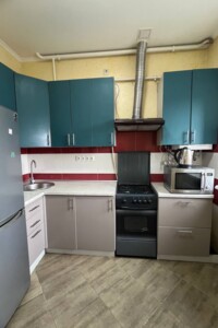 однокімнатна квартира в Рівному, на вул. Соборна в довготривалу оренду помісячно фото 2