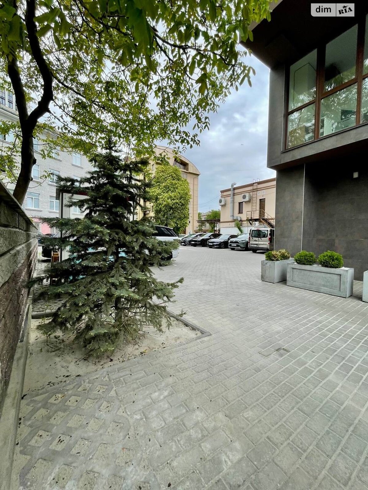 однокомнатная квартира в Ровно, район Центр, на ул. 16 Июля 48 в аренду на долгий срок помесячно фото 1 однокомнатная квартира в Ровно, район Центр, на ул. 16 Июля 48 в аренду на долгий срок помесячно фото 1
