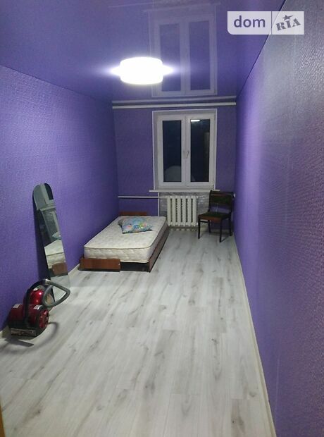 трехкомнатная квартира в Ровно, район Центр, на ул. Степана Бандеры в аренду на долгий срок помесячно фото 1 трехкомнатная квартира в Ровно, район Центр, на ул. Степана Бандеры в аренду на долгий срок помесячно фото 1