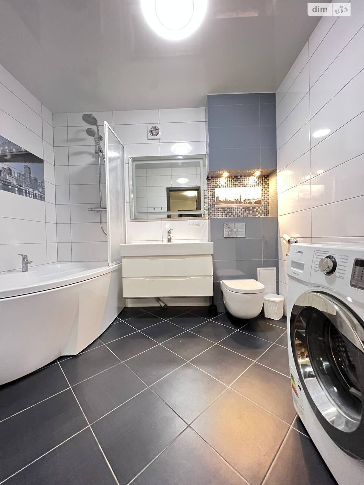 двухкомнатная квартира в Ровно, район Центр, на ул. Черновола Вячеслава 60 в аренду на долгий срок помесячно фото 1 двухкомнатная квартира в Ровно, район Центр, на ул. Черновола Вячеслава 60 в аренду на долгий срок помесячно фото 1