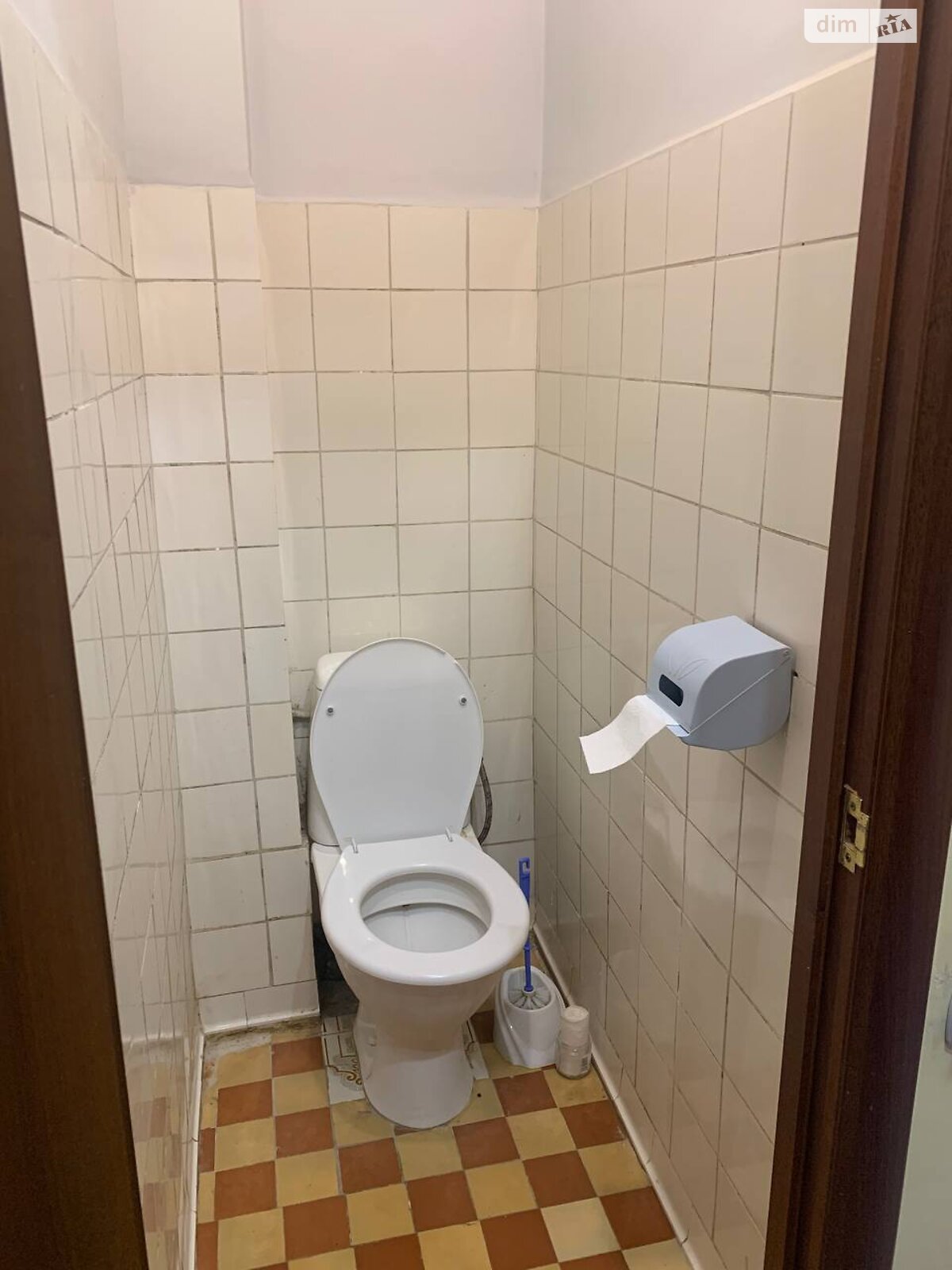двухкомнатная квартира в Ровно, район Центр, на ул. Черновола Вячеслава 18, кв. 43 в аренду на долгий срок помесячно фото 1 двухкомнатная квартира в Ровно, район Центр, на ул. Черновола Вячеслава 18, кв. 43 в аренду на долгий срок помесячно фото 1