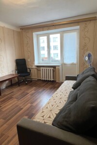 однокомнатная квартира в Ровно, район Центр, на ул. Черновола Вячеслава 12А, кв. 31 в аренду на долгий срок помесячно фото 2