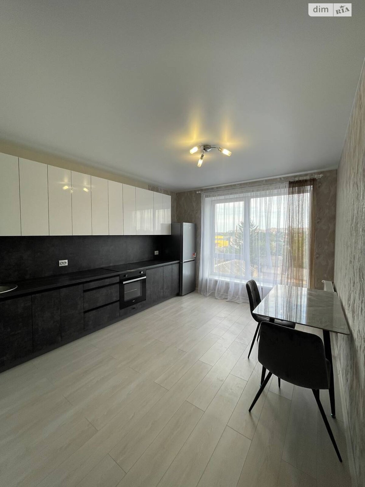 однокімнатна квартира в Рівному, район Центр, на вул. Григорія Сковороди 4 в довготривалу оренду помісячно фото 1 однокімнатна квартира в Рівному, район Центр, на вул. Григорія Сковороди 4 в довготривалу оренду помісячно фото 1