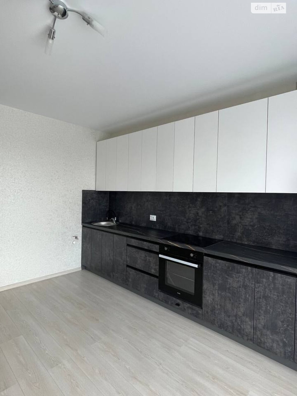 однокімнатна квартира в Рівному, район Центр, на вул. Григорія Сковороди 4 в довготривалу оренду помісячно фото 1 однокімнатна квартира в Рівному, район Центр, на вул. Григорія Сковороди 4 в довготривалу оренду помісячно фото 1