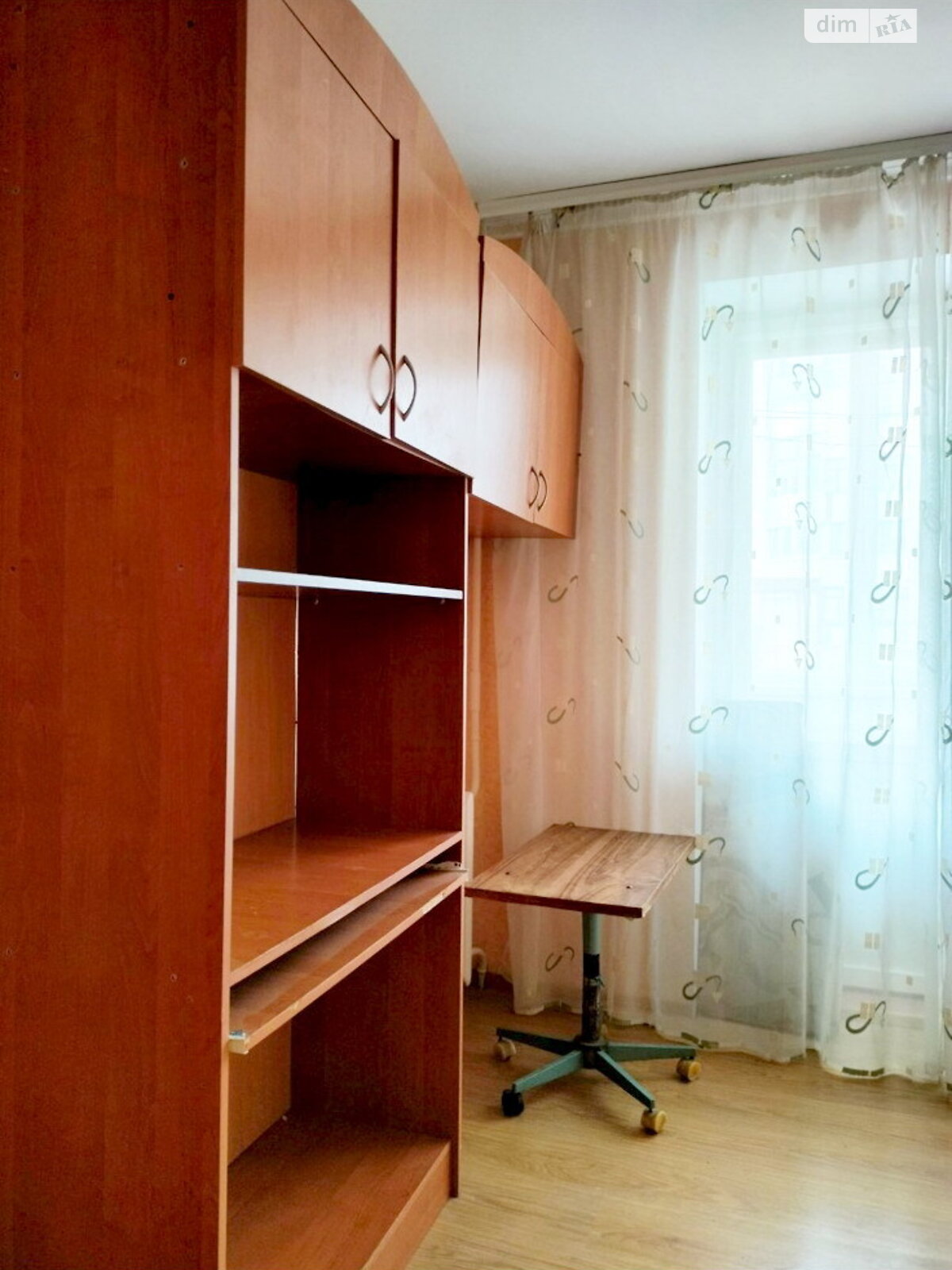 трикімнатна квартира в Рівному, район Центр, на вул. Кавказька в довготривалу оренду помісячно фото 1 трикімнатна квартира в Рівному, район Центр, на вул. Кавказька в довготривалу оренду помісячно фото 1