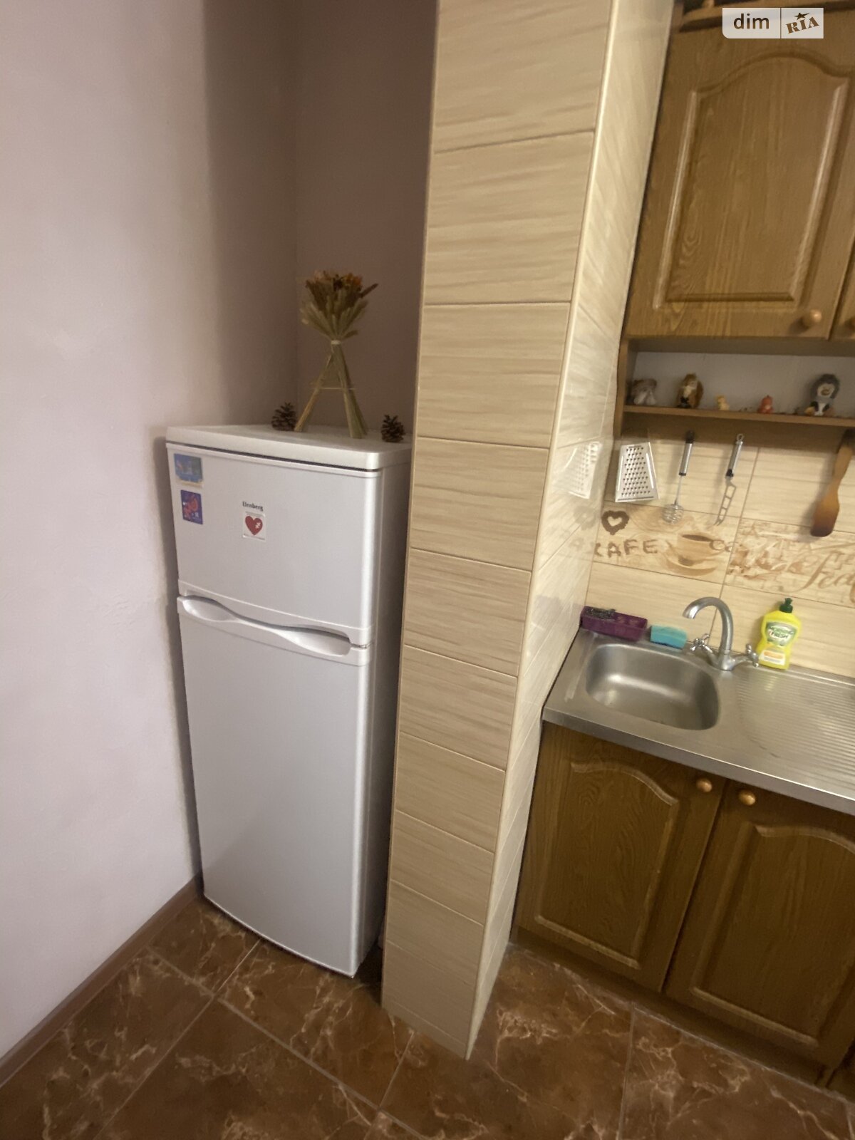 трехкомнатная квартира с ремонтом в Ровно, район Центр, на ул. Князя Владимира в аренду на долгий срок помесячно фото 1 трехкомнатная квартира с ремонтом в Ровно, район Центр, на ул. Князя Владимира в аренду на долгий срок помесячно фото 1