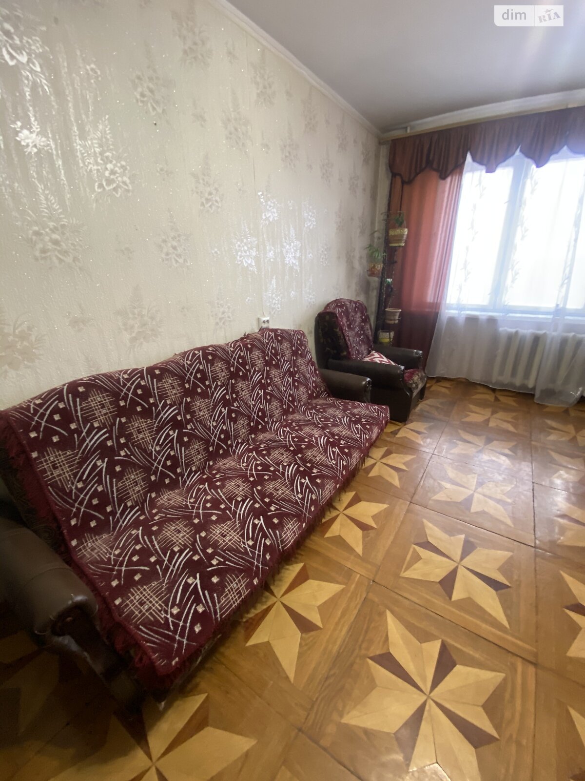 трехкомнатная квартира с ремонтом в Ровно, район Центр, на ул. Князя Владимира в аренду на долгий срок помесячно фото 1 трехкомнатная квартира с ремонтом в Ровно, район Центр, на ул. Князя Владимира в аренду на долгий срок помесячно фото 1