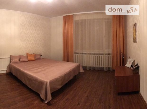 однокомнатная квартира в Ровно, район Центр, на ул. Короленко в аренду на долгий срок помесячно фото 1 однокомнатная квартира в Ровно, район Центр, на ул. Короленко в аренду на долгий срок помесячно фото 1