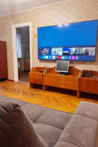 трехкомнатная квартира в Ровно, район Центр, на ул. Мазепы Гетьмана в аренду на долгий срок помесячно фото 2
