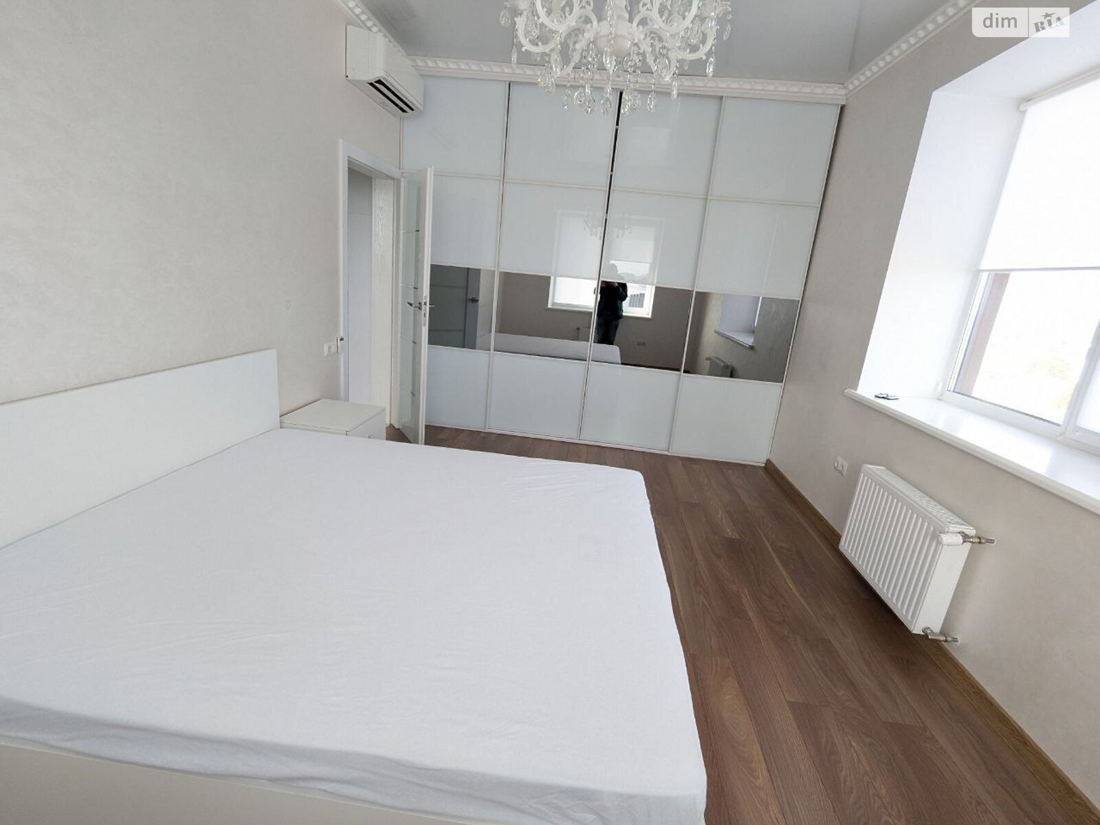 трикімнатна квартира в Рівному, район Центр, на вул. Мазепи Гетьмана 3 в довготривалу оренду помісячно фото 1 трикімнатна квартира в Рівному, район Центр, на вул. Мазепи Гетьмана 3 в довготривалу оренду помісячно фото 1