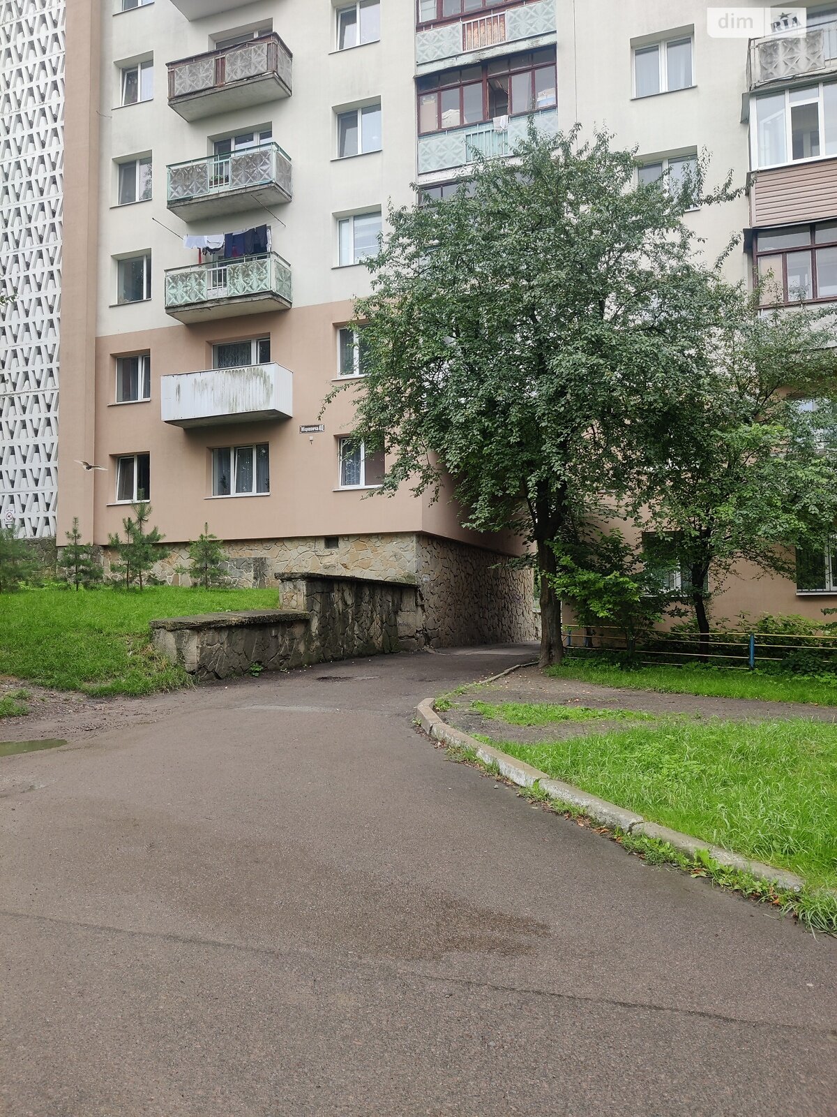 двокімнатна квартира в Рівному, район Центр, на вул. Міцкевича 40 в довготривалу оренду помісячно фото 1 двокімнатна квартира в Рівному, район Центр, на вул. Міцкевича 40 в довготривалу оренду помісячно фото 1