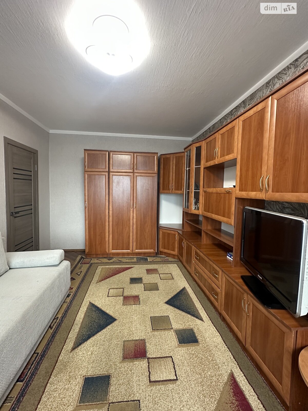 однокомнатная квартира в Ровно, район Центр, на ул. Мицкевича в аренду на долгий срок помесячно фото 1