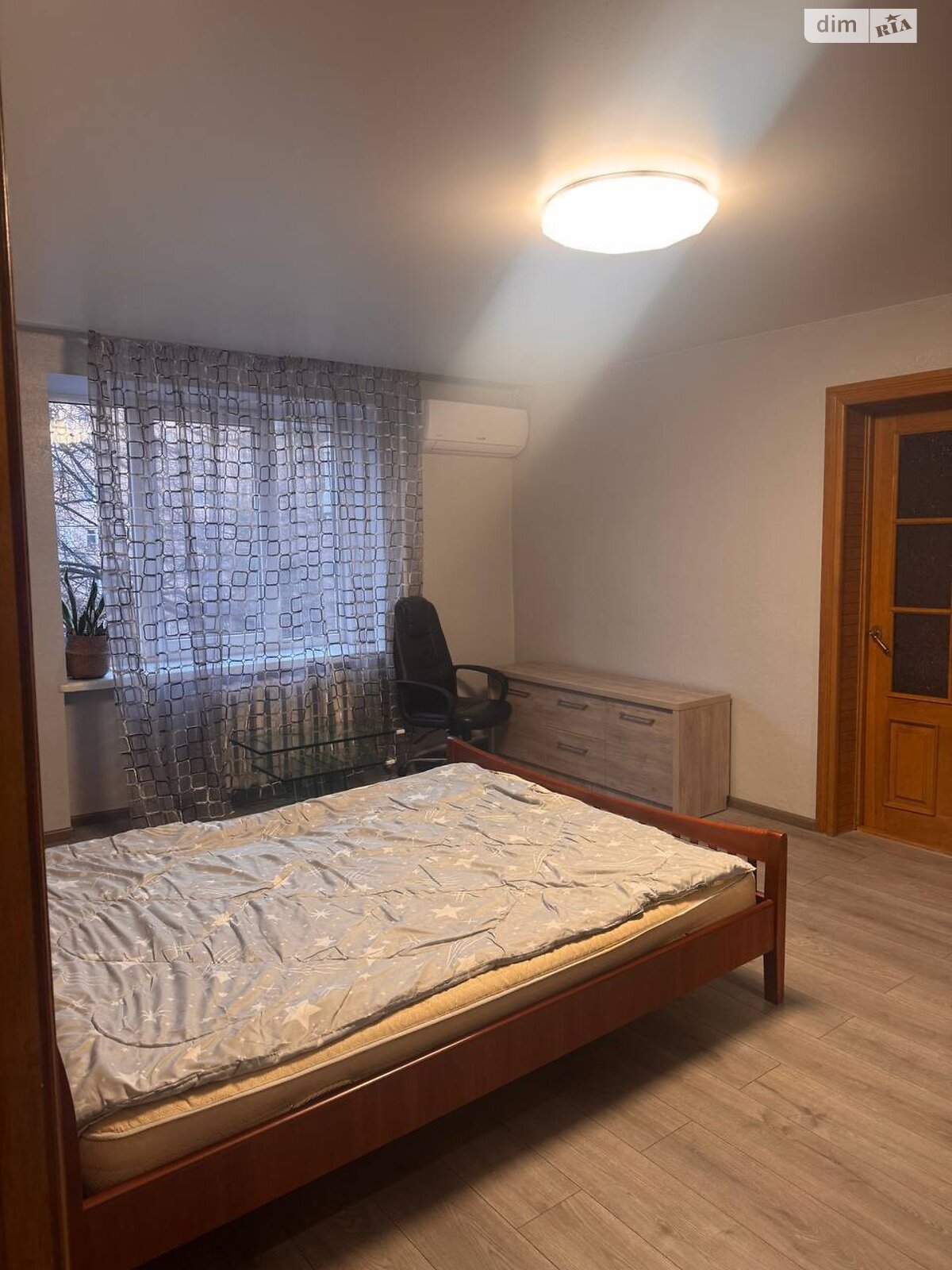 двухкомнатная квартира в Ровно, район Центр, на ул. Мицкевича 36 в аренду на долгий срок помесячно фото 1 двухкомнатная квартира в Ровно, район Центр, на ул. Мицкевича 36 в аренду на долгий срок помесячно фото 1