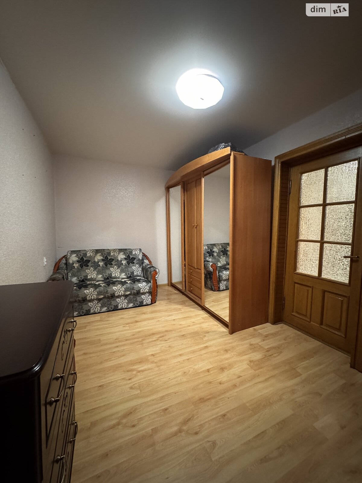 двухкомнатная квартира в Ровно, район Центр, на ул. Мицкевича 36 в аренду на долгий срок помесячно фото 1 двухкомнатная квартира в Ровно, район Центр, на ул. Мицкевича 36 в аренду на долгий срок помесячно фото 1